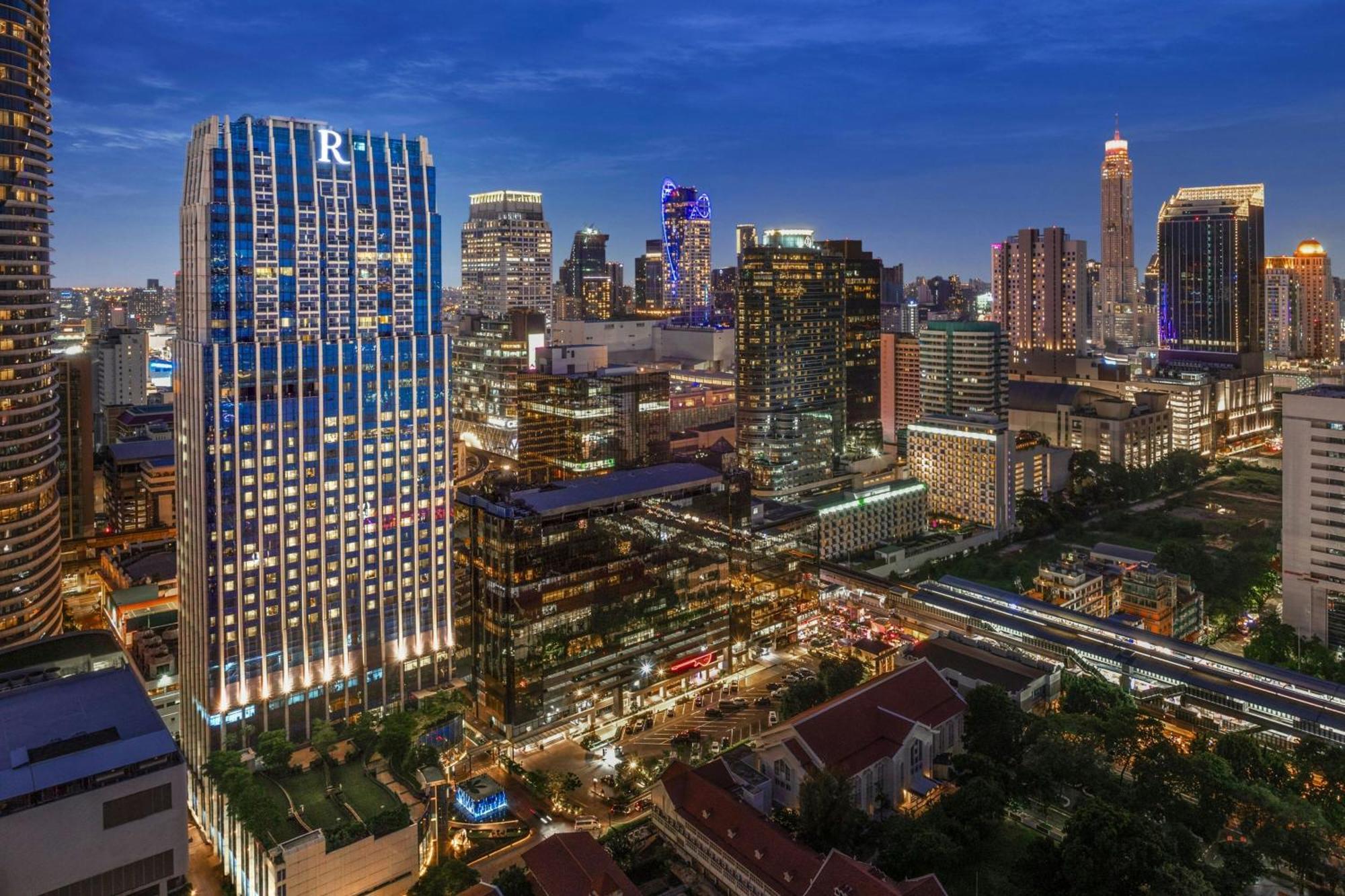 RENAISSANCE BANGKOK RATCHAPRASONG HOTEL FROM $283 | GREAT STAY IN BANGKOK