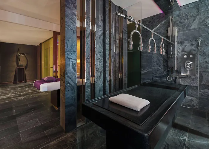 Renaissance Ratchaprasong Hotel Bangkok