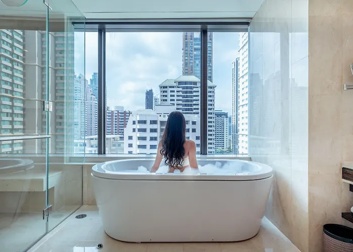 Hotel Renaissance Ratchaprasong 5*